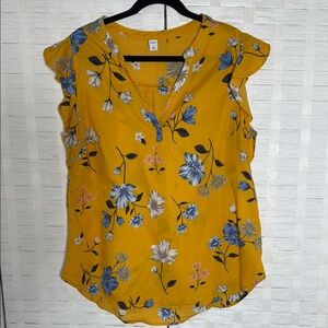 Old Navy Yellow & Blue Floral V-Neck Flutter Sleeve Top Size Large